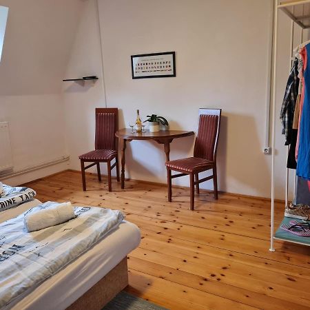 Tulipanvendeghaz Hotell Keszthely Exteriör bild