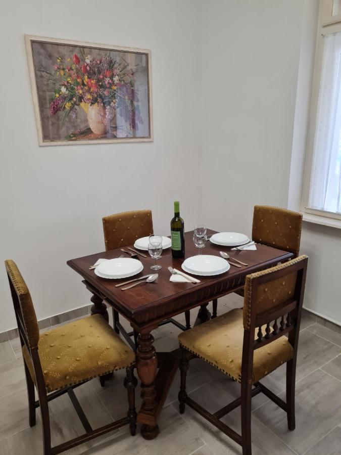 Tulipanvendeghaz Hotell Keszthely Exteriör bild