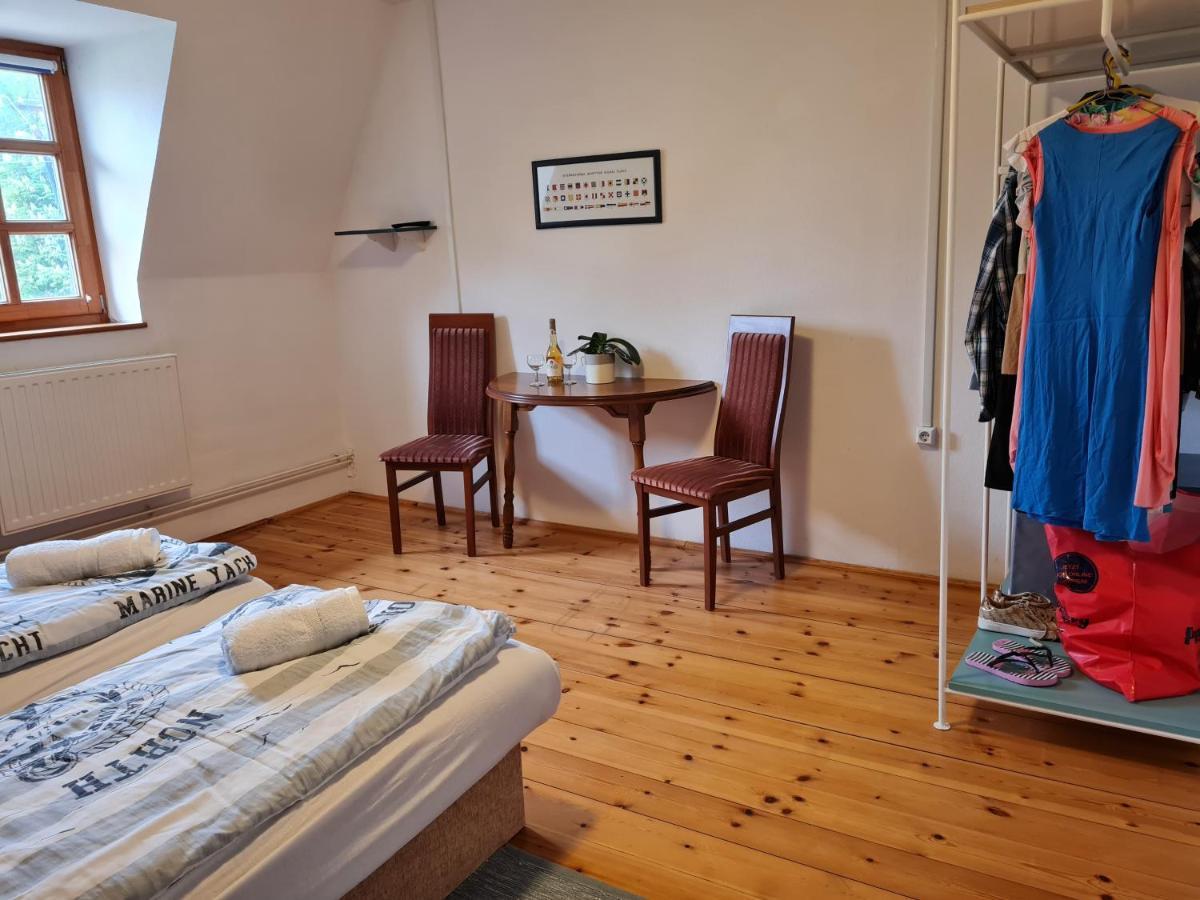Tulipanvendeghaz Hotell Keszthely Exteriör bild