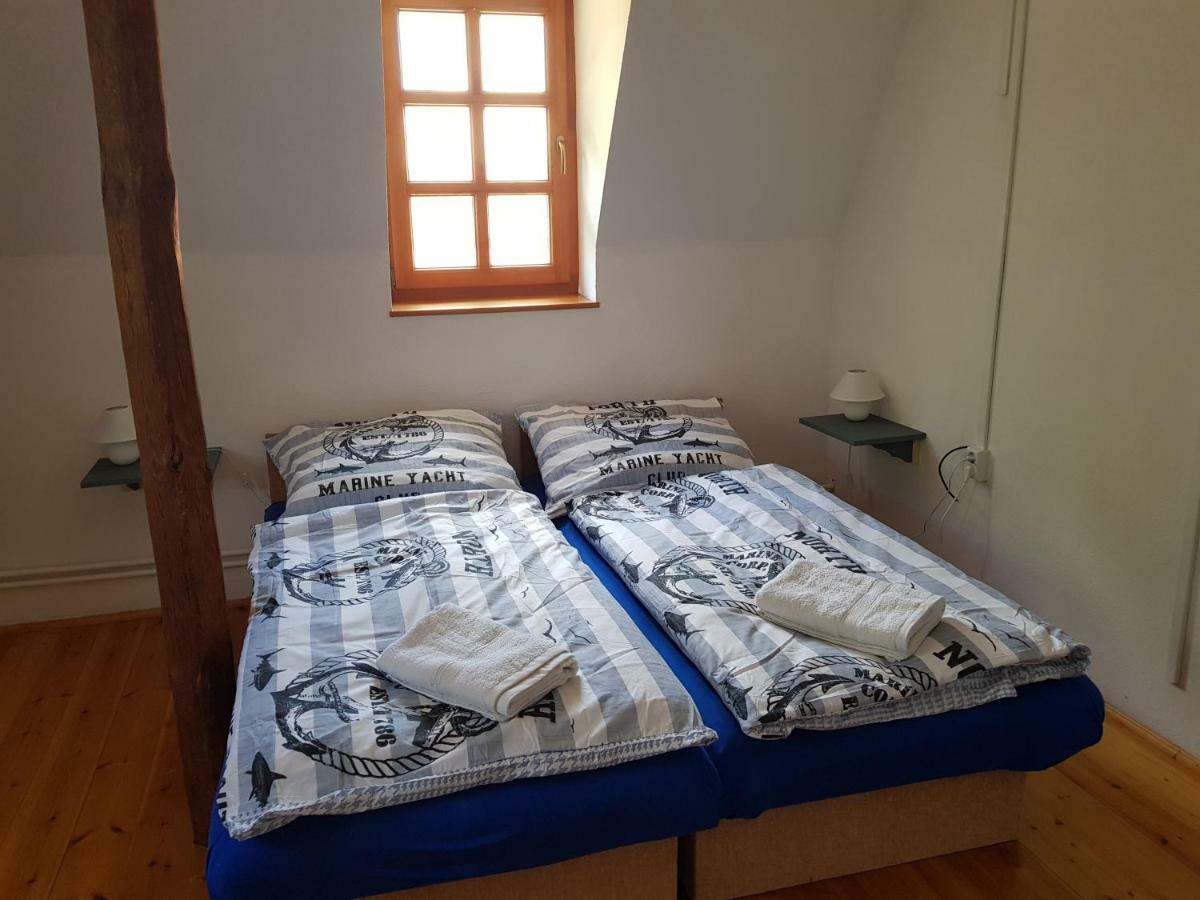 Tulipanvendeghaz Hotell Keszthely Exteriör bild